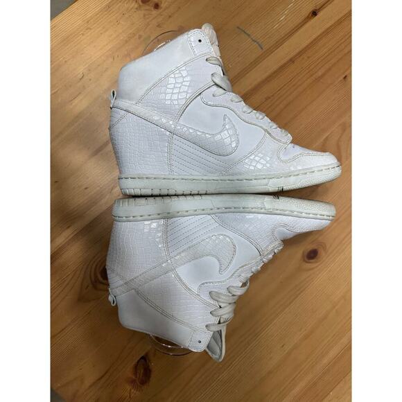 Nike Dunk Sky Hi Top Hidden Wedge Sneaker Women 8 Textured Croc Print Wedge Shoe - Picture 9 of 15